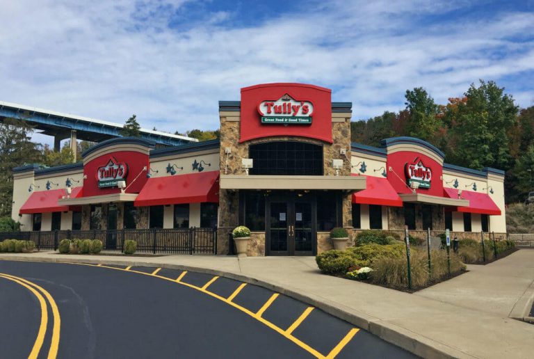 family-restaurant-and-sports-bar-tully-s-good-times